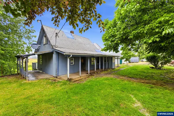 1715  Cascade Dr, Lebanon, OR 97355