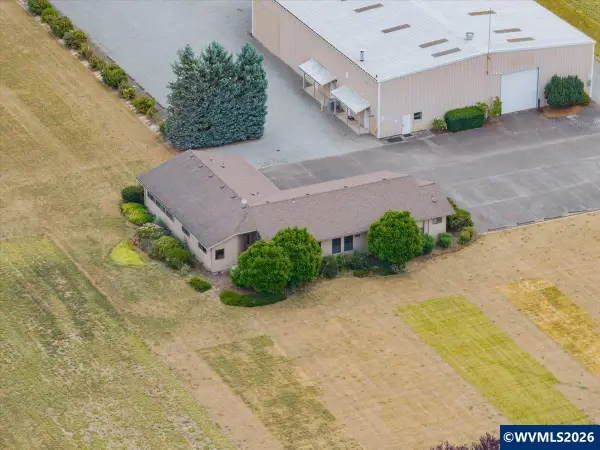 33725  Columbus St SE, Albany, OR 97322