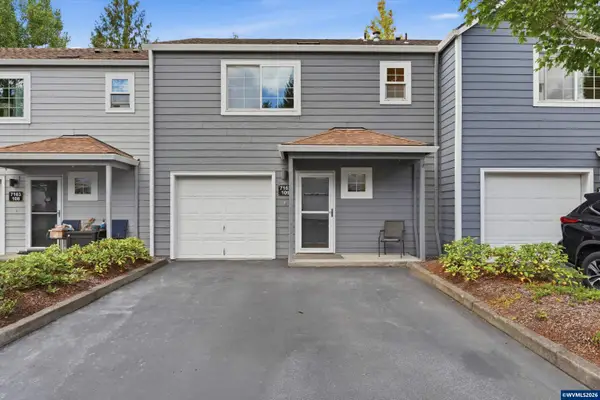 7163 SW Sagert, #109 St, Tualatin, OR 97062
