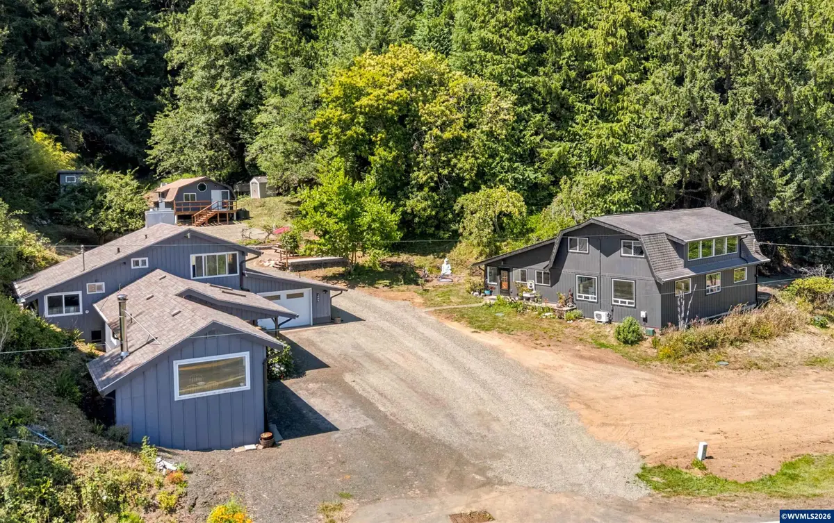 1995 N Bayview Rd, Waldport, OR 97394 - #1