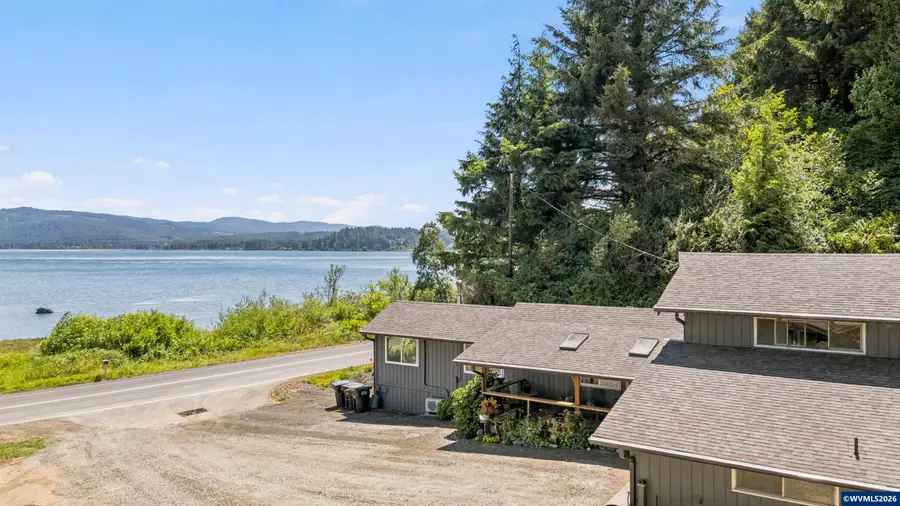 1995 N Bayview Rd, Waldport, OR 97394 - #3