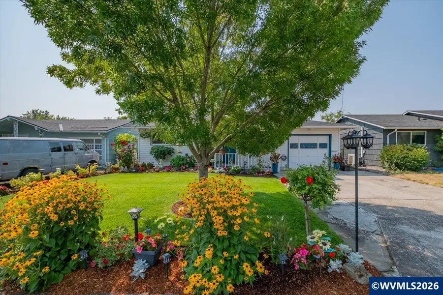 1424  Rainier Rd, Woodburn, OR 97071 - #3
