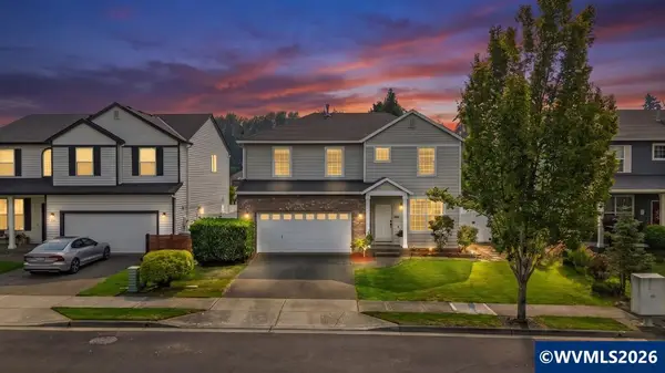 2550  Edgewater Dr, Woodburn, OR 97071