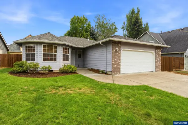 7368  Meadowglen St NE, Keizer, OR 97303