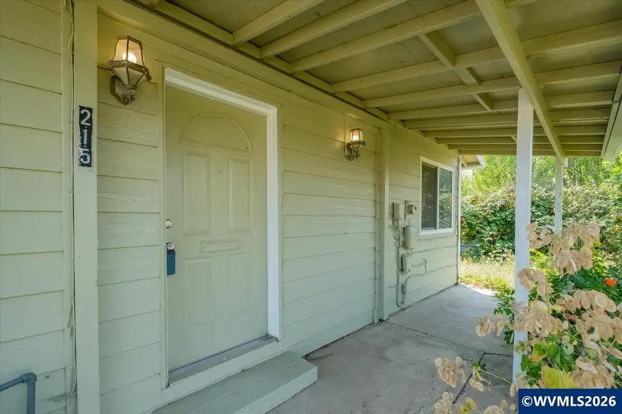 215 N Polk St, Independence, OR 97351 - #2