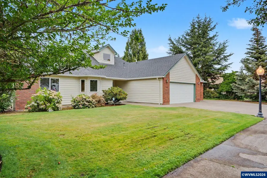 1553 E Burnett St, Stayton, OR 97383 - #2
