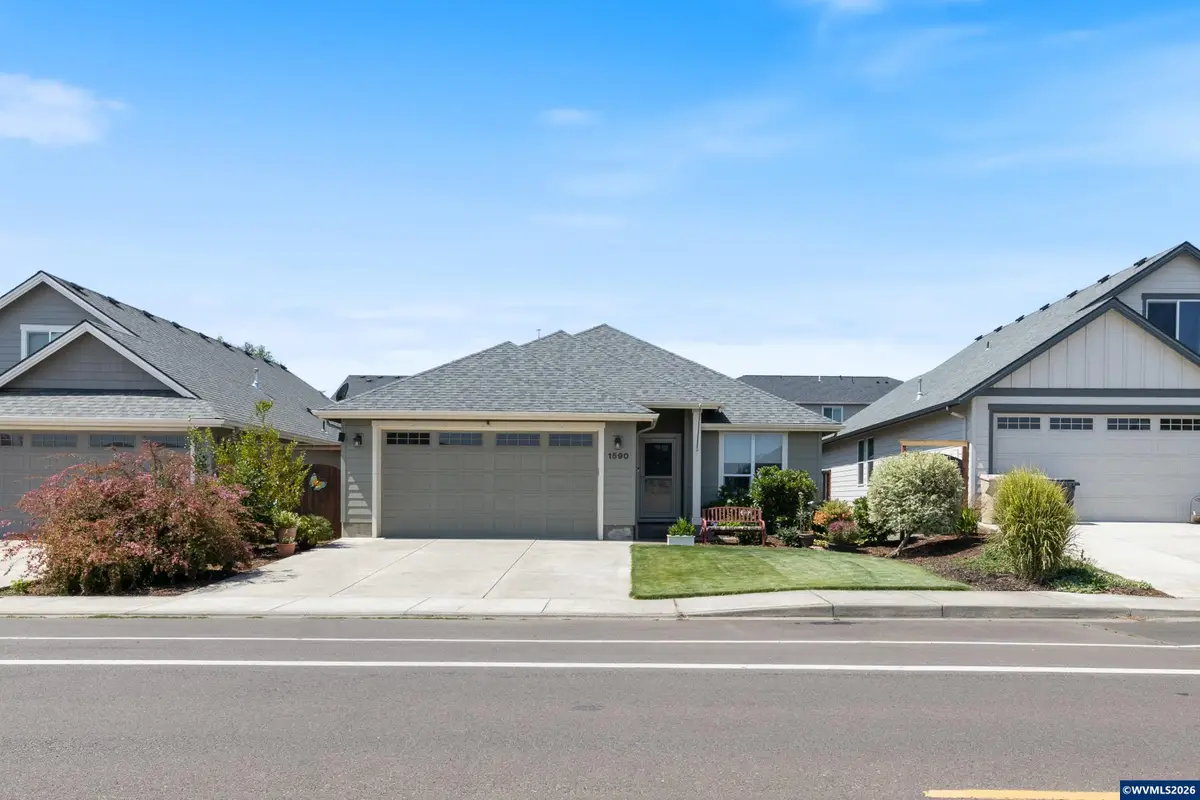 1590 SE Barberry Av, Dallas, OR 97338 - #1