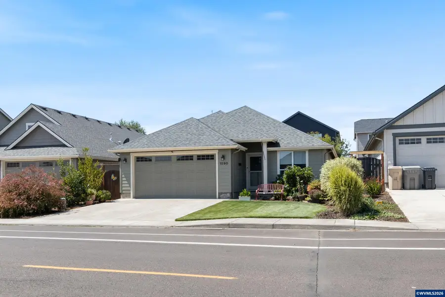 1590 SE Barberry Av, Dallas, OR 97338 - #2