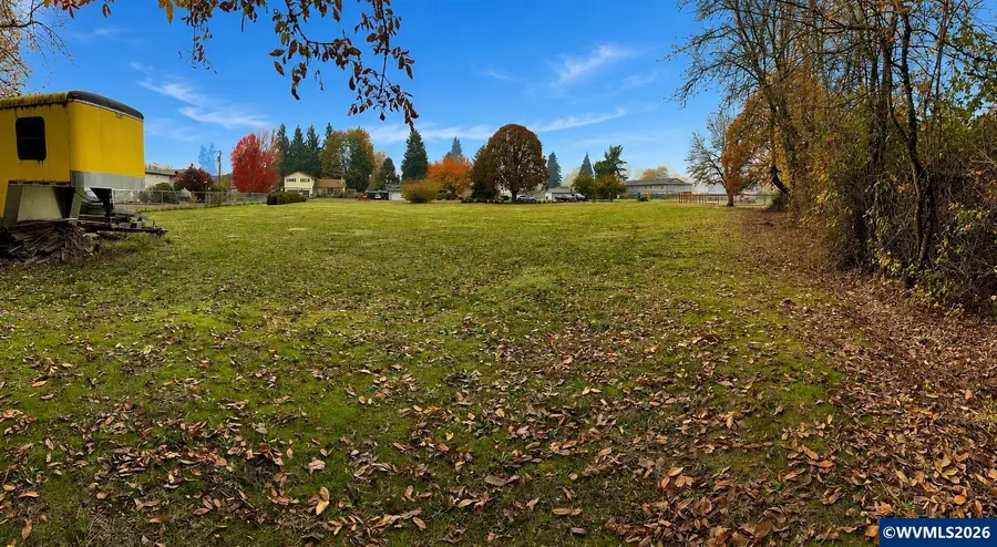 219  Columbia St, Jefferson, OR 97352 - #2