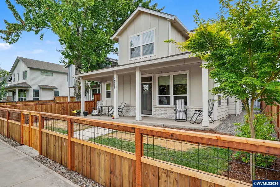 2716  D St NE, Salem, OR 97301 - #2