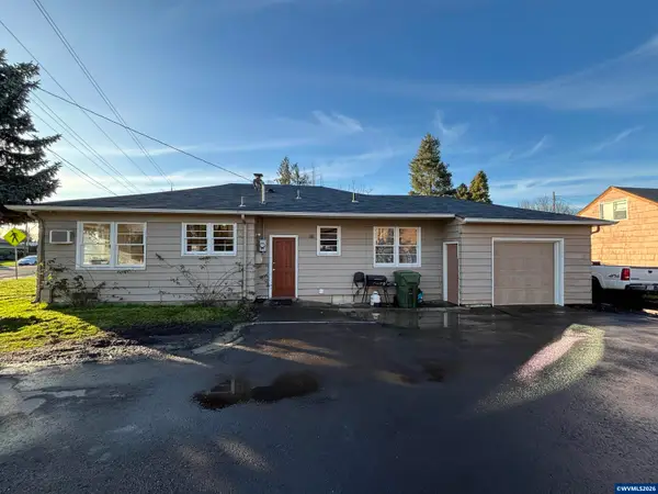 1551  Market St NE, Salem, OR 97301