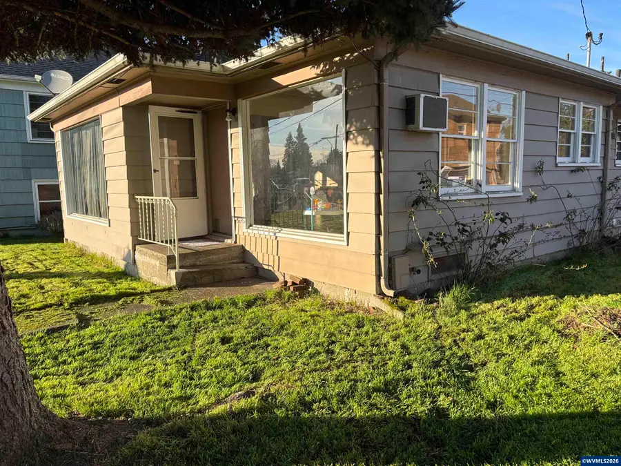 1551  Market St NE, Salem, OR 97301 - #2