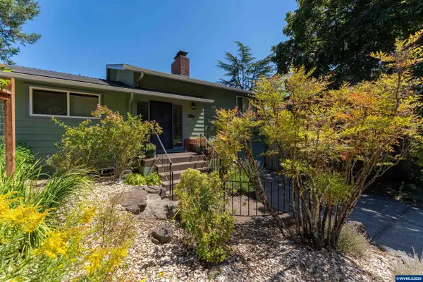 2235 NW Robin Hood St, Corvallis, OR 97330