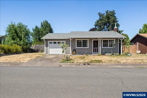 1030  Bentley  St E, Monmouth, OR 97361