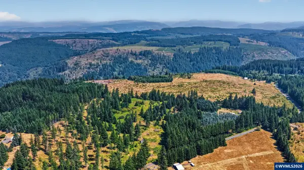2254  Crooked Finger Rd NE, Scotts Mills, OR 97375