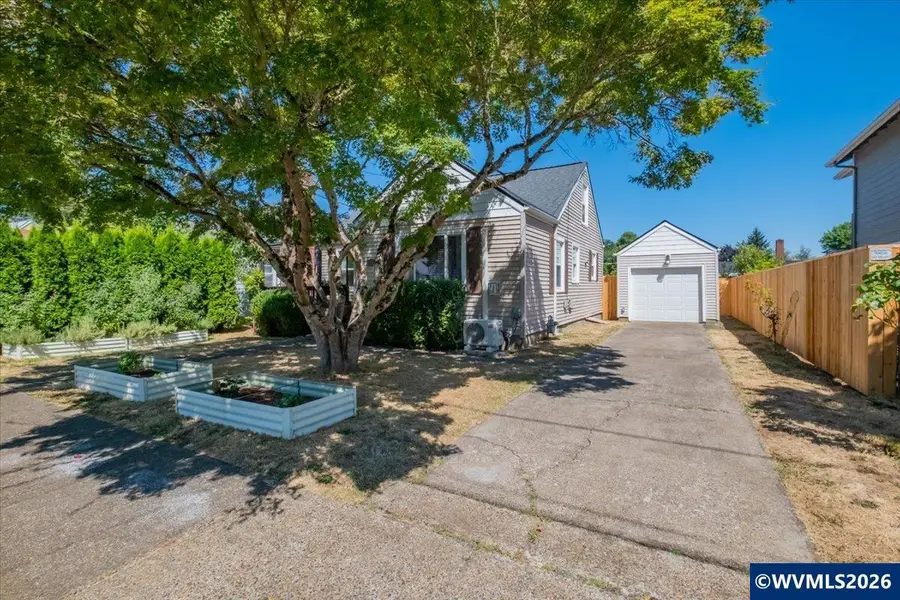 1235  14th Av SW, Albany, OR 97321 - #3
