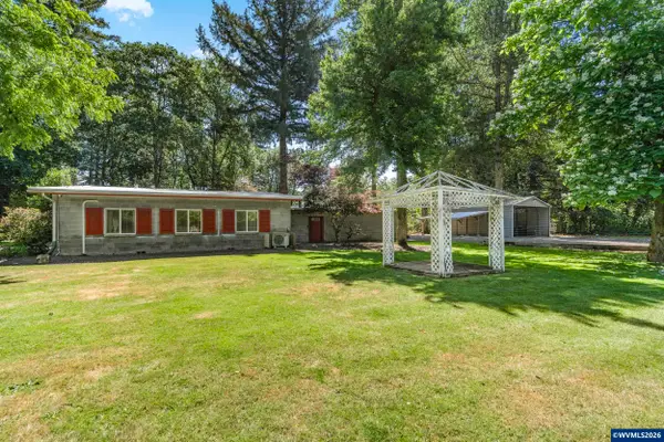 93127  Marcola Rd, Marcola, OR 97454