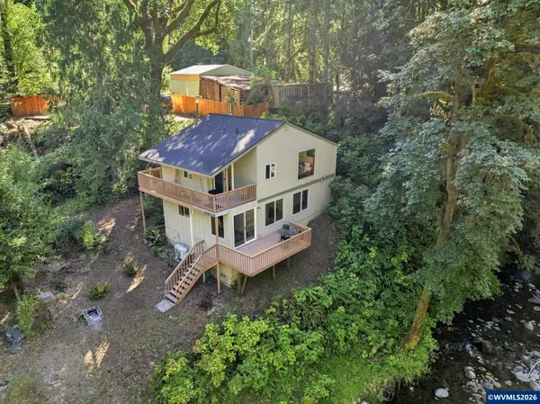30 N New Bridge Rd, Otis, OR 97368