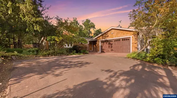 38647  Scravel Hill Rd NE, Albany, OR 97322