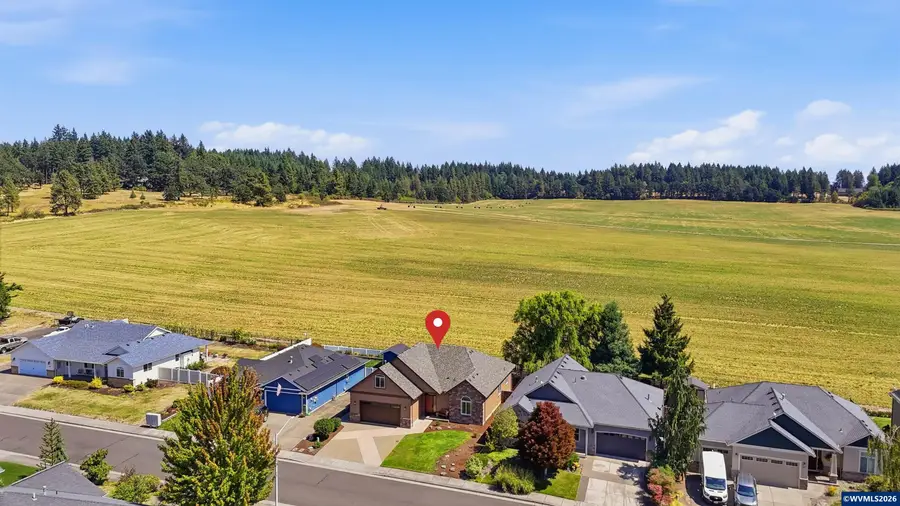 151 N 13th St, Jefferson, OR 97352 - #3