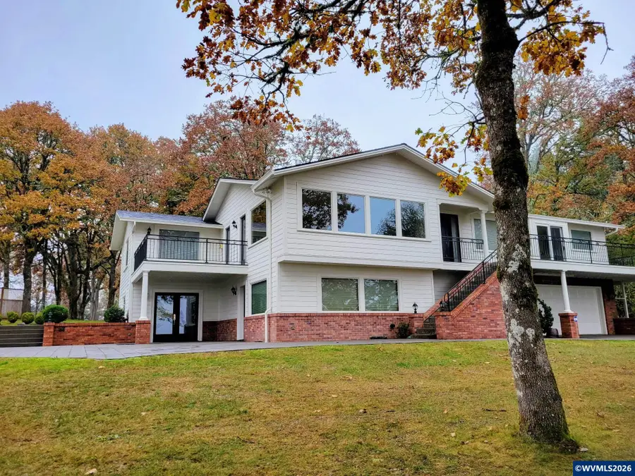 481 NW Douglas St, Dallas, OR 97338 - #2