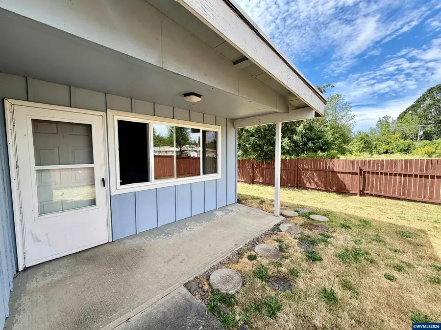 201/203 SE Bridgeway Av, Corvallis, OR 97333 - #2