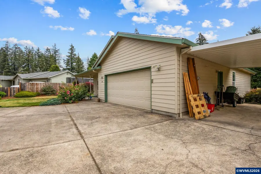 400  Hickory Ct, Lyons, OR 97358 - #2