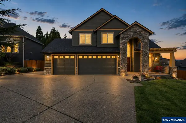 1401  Ranier Lp NW, Salem, OR 97304