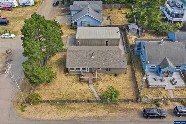6420  Ferry St, Pacific City, OR 97135