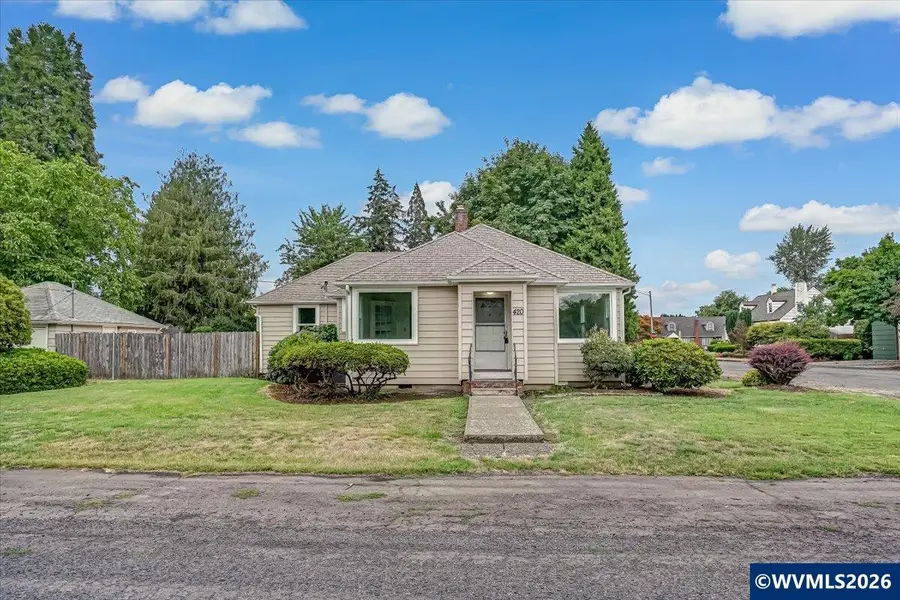 420 E Santiam St, Stayton, OR 97383 - #2