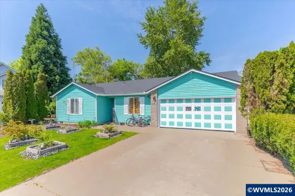 4545  Settlers Ct NE, Salem, OR 97305