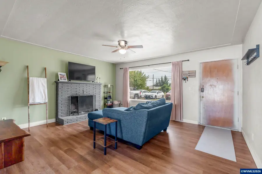 2330 E Ellendale Av, Dallas, OR 97338 - #2