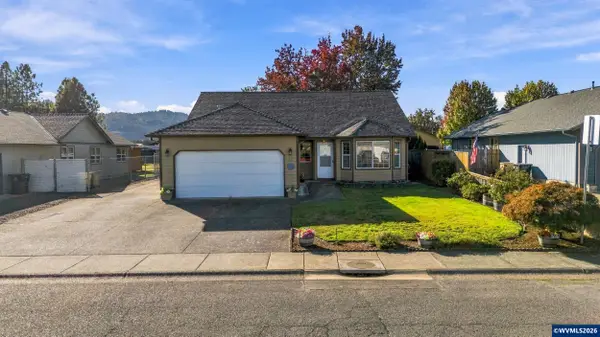 2658 S 12th St, Lebanon, OR 97355