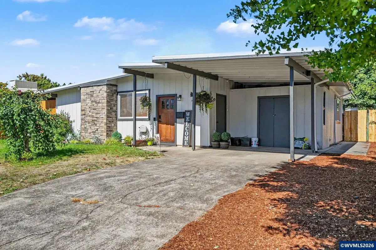 1227 SW Oregon Av, Dallas, OR 97338 - #1
