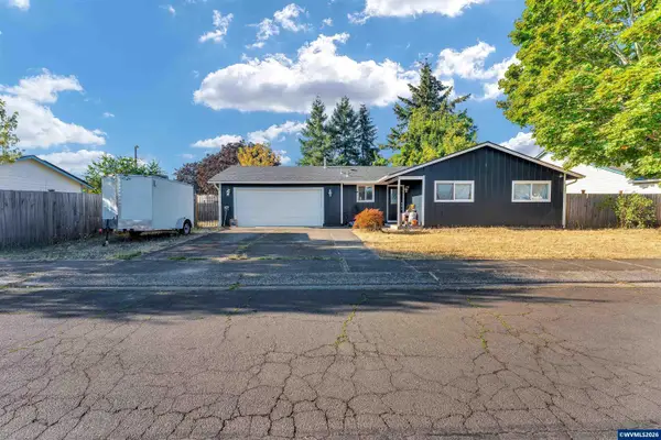 308  Violet St, Lebanon, OR 97355