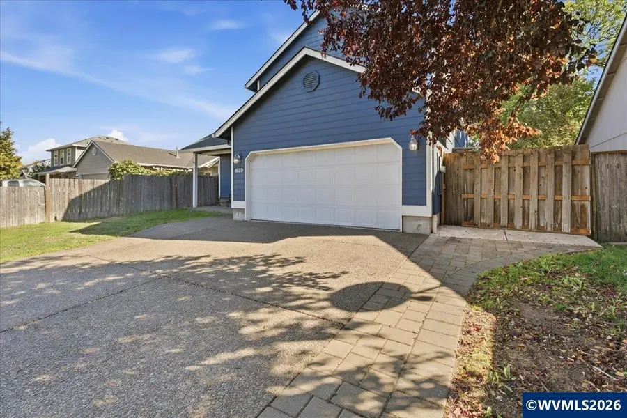 839  Griffin Dr, Monmouth, OR 97361 - #2