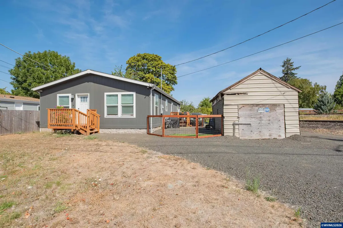105  Columbus St NE, Albany, OR 97321 - #1