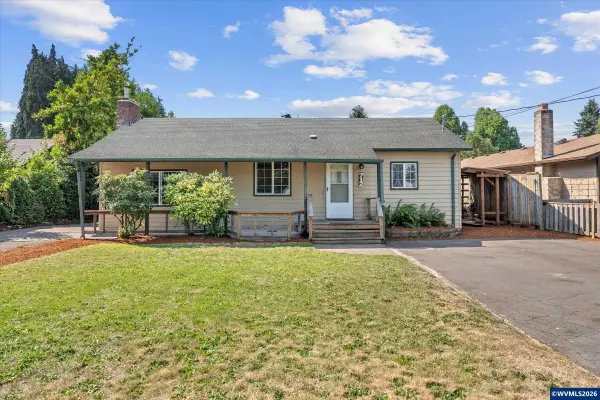 712  Cummings Ln N, Keizer, OR 97303