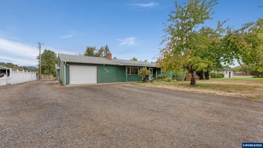 880  Hillview Dr, Lebanon, OR 97355 - #2