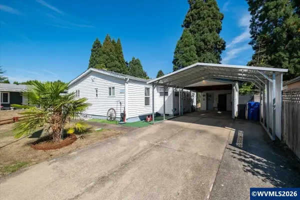 2374  Greentree Ct NE, Salem, OR 97305
