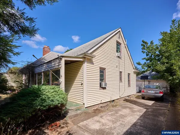 1145  Columbia St NE, Salem, OR 97301