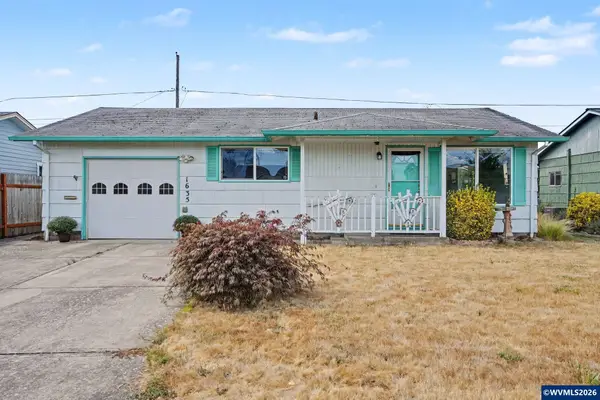 1635  Sallal Rd, Woodburn, OR 97071