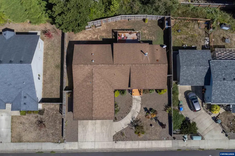 440 SW Wedge Dr, Waldport, OR 97394 - #2