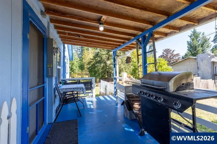 2225 SW Fairview Av, Dallas, OR 97338 - #3
