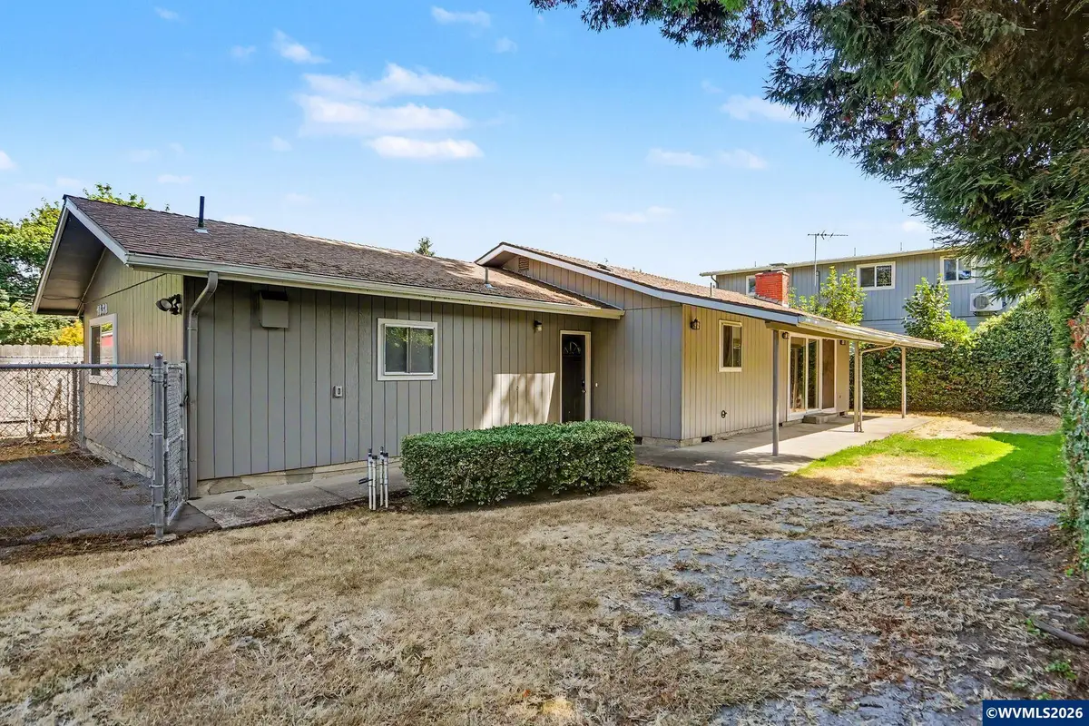163  College (A) St NW, Monmouth, OR 97361 - #1