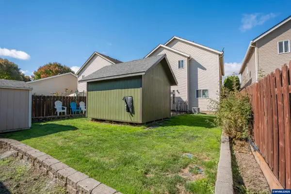 671  Jasmine Cir, Independence, OR 97351