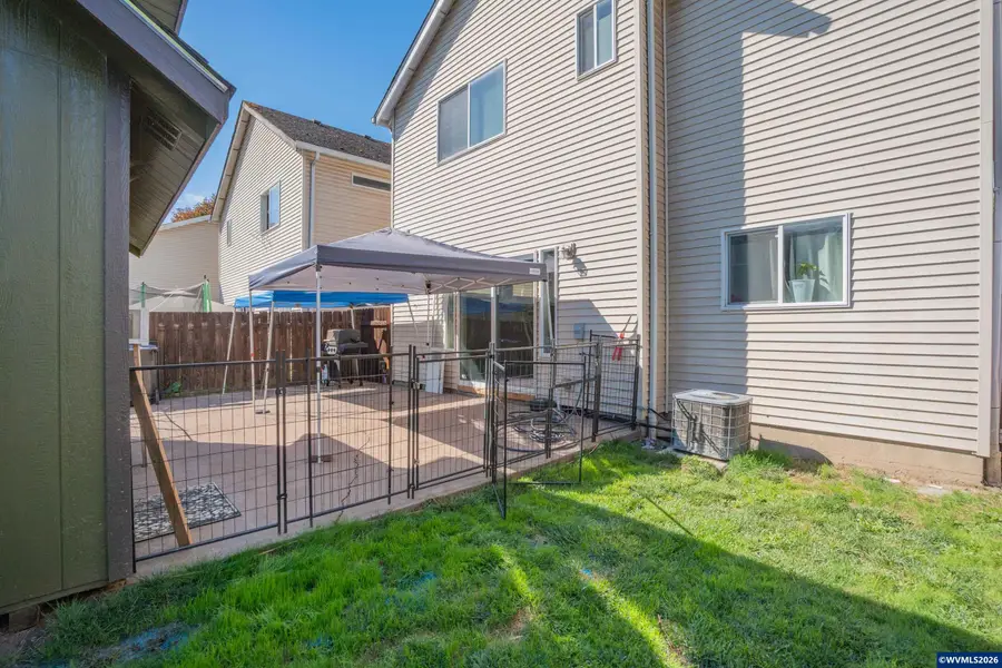 671  Jasmine Cir, Independence, OR 97351 - #3