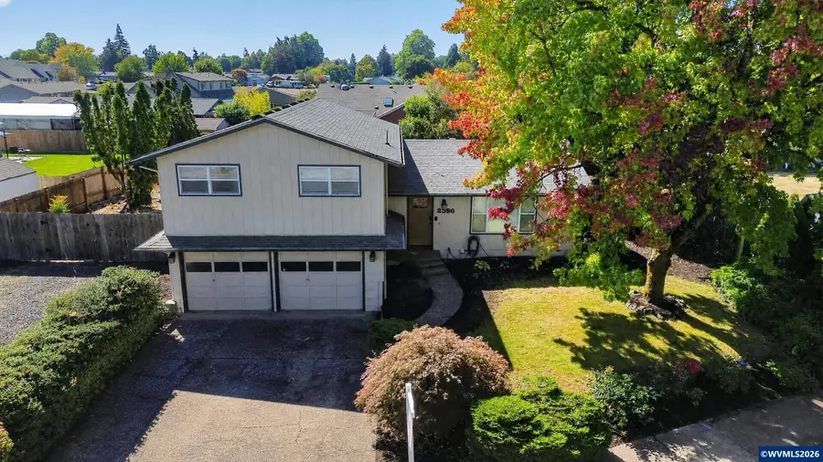2396  20th Av SE, Albany, OR 97322 - #2