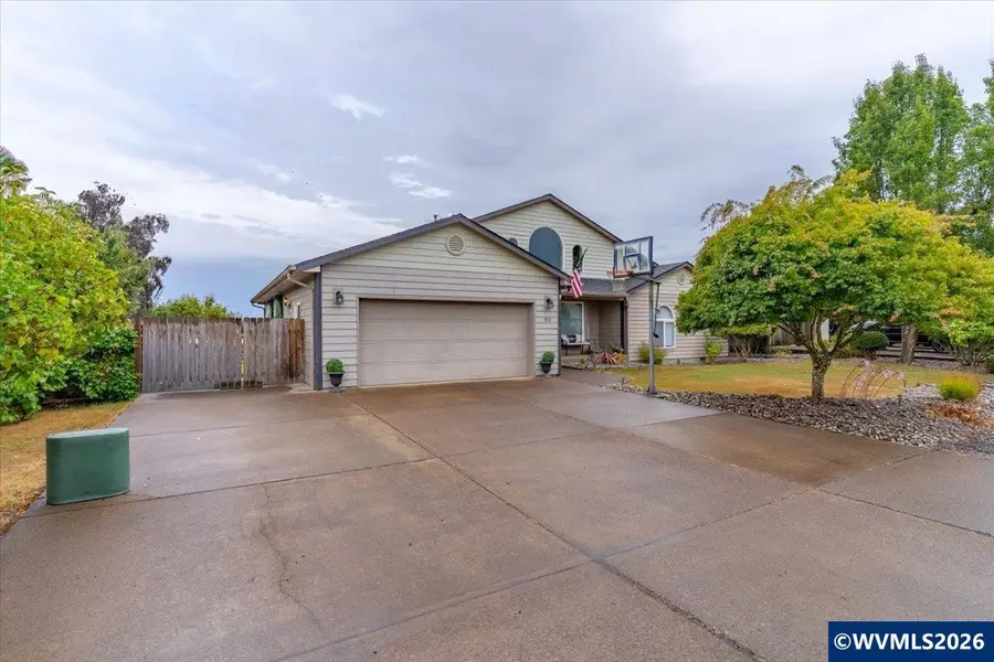 312 SE Foundation Dr, Dallas, OR 97338 - #3