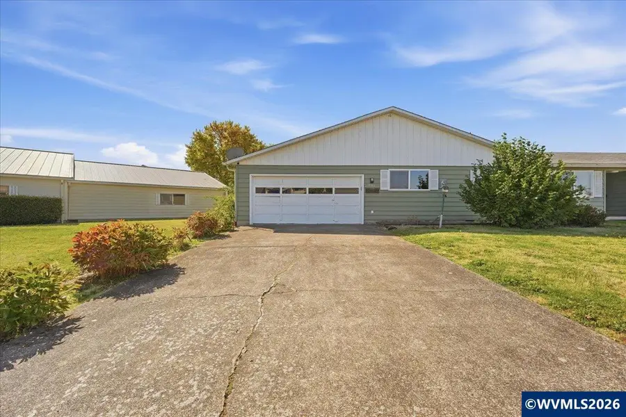 633  Cessna St, Independence, OR 97351 - #3